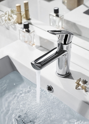 Wastafel Lubang Tunggal Faucet chrome Kran Kamar Mandi pegangan seng