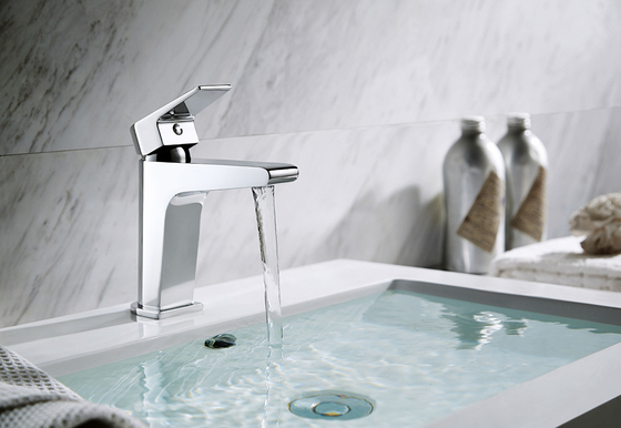 Satu Pegangan Satu Lubang Wastafel Faucet Toilet Basin Mixer Tap anti korosi