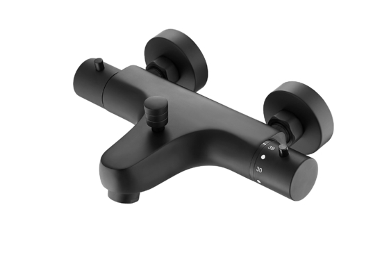 Matt Black Bath Shower 38 Derajat Faucet Termostatik Pegangan Ganda