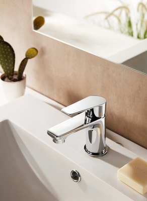 Deck Mounted Brass Wash Basin Faucet Single Lever Tahan Gores